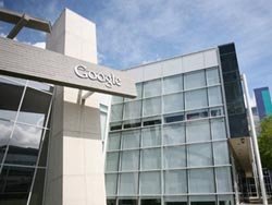 Акции Google обвалились на шесть процентов